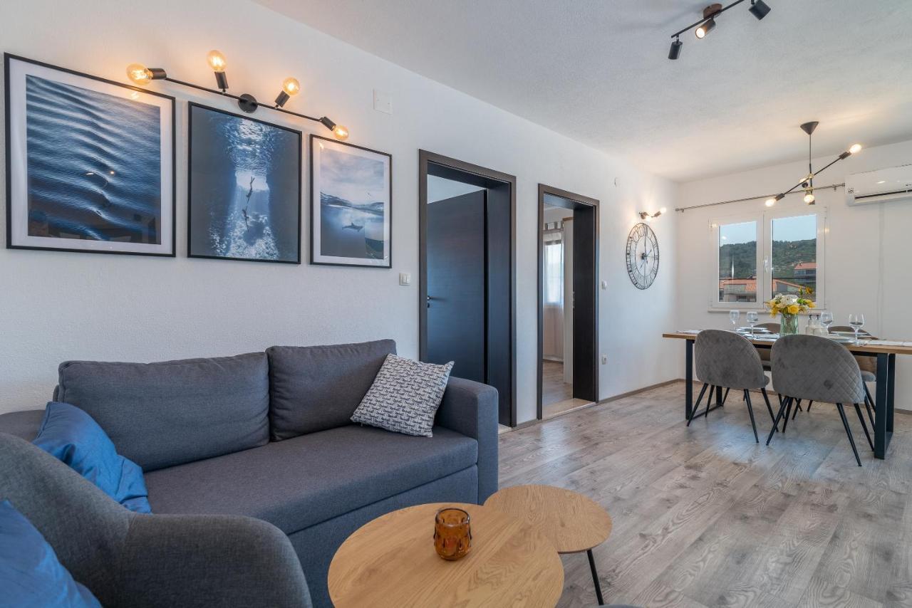 Beach Apartman Marela Slatine Eksteriør bilde
