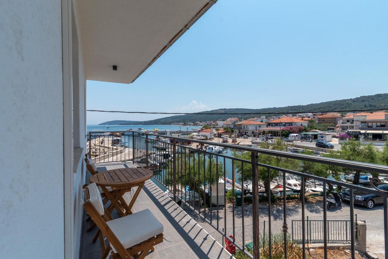 Beach Apartman Marela Slatine Eksteriør bilde