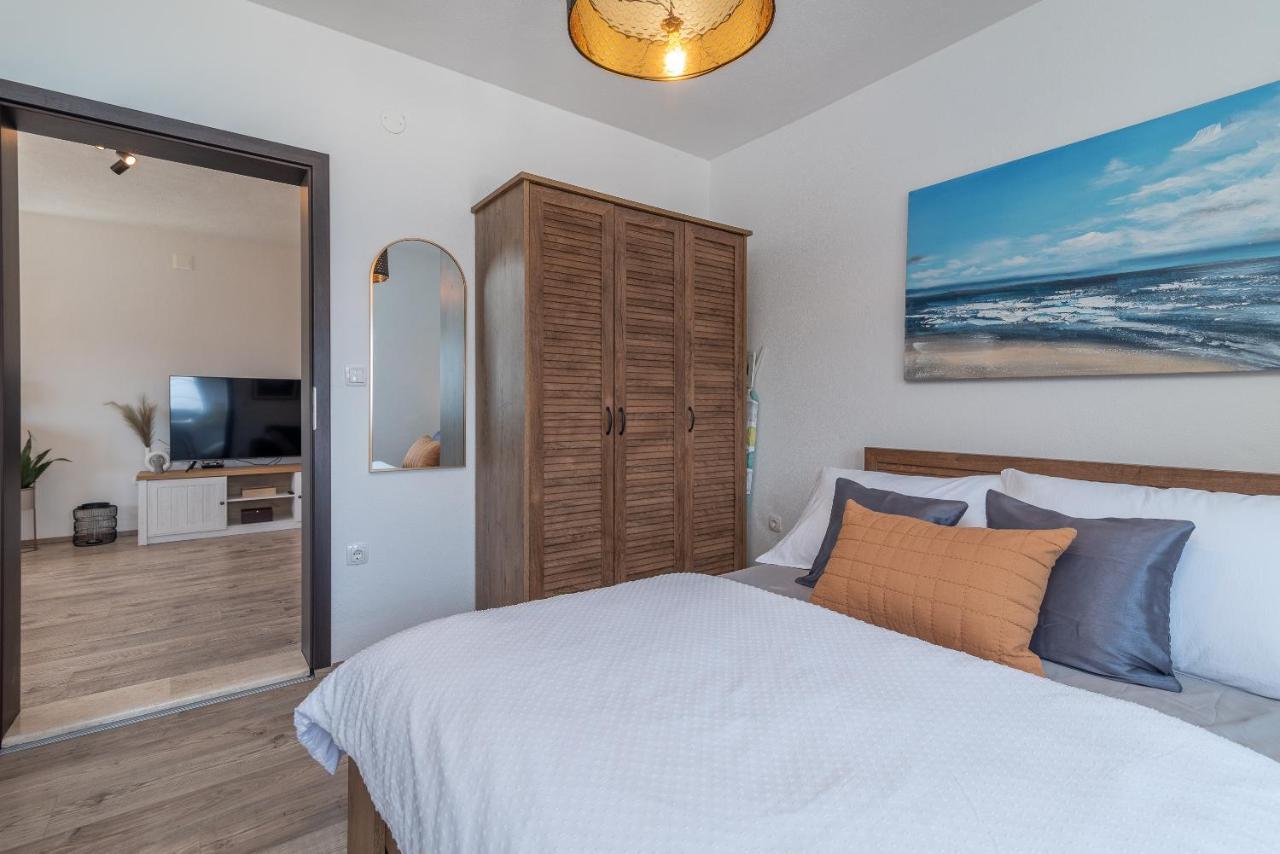 Beach Apartman Marela Slatine Eksteriør bilde
