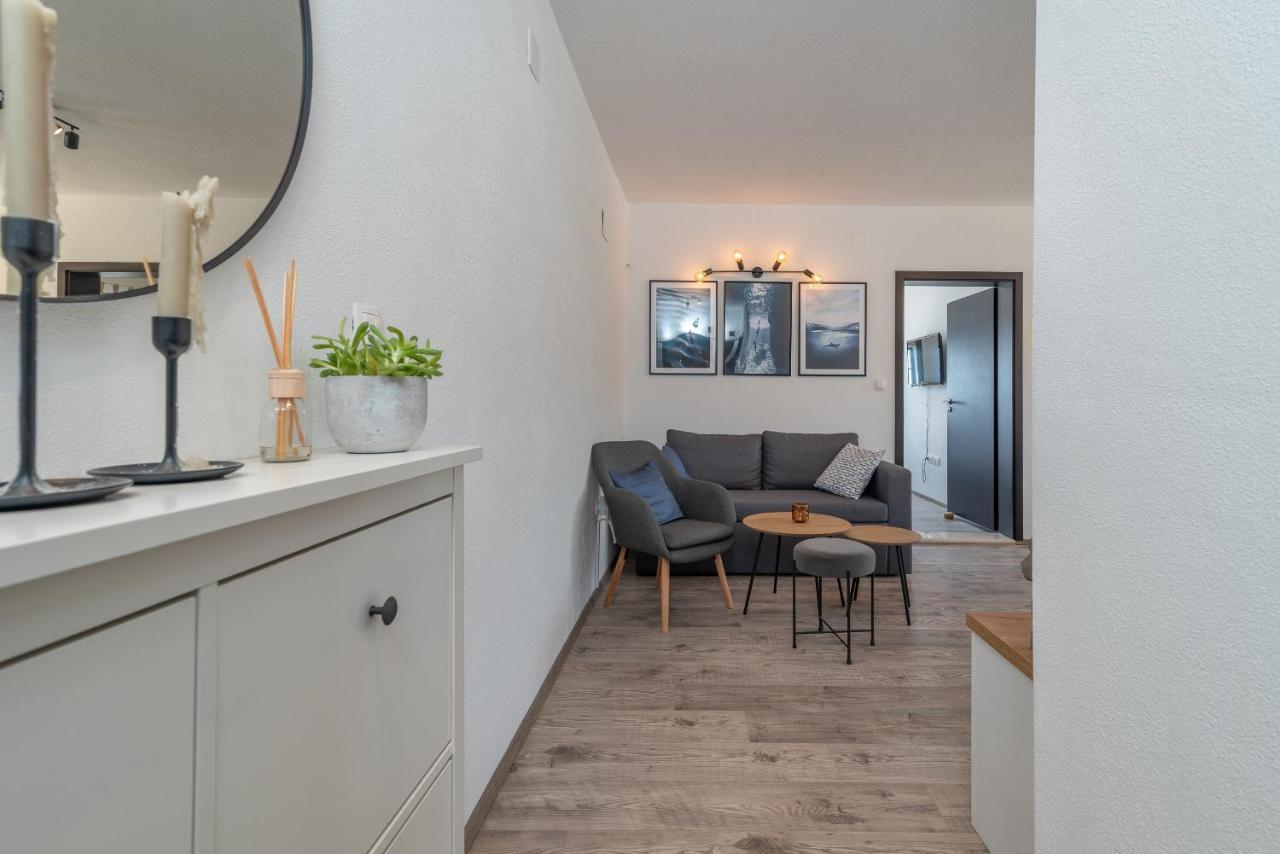 Beach Apartman Marela Slatine Eksteriør bilde